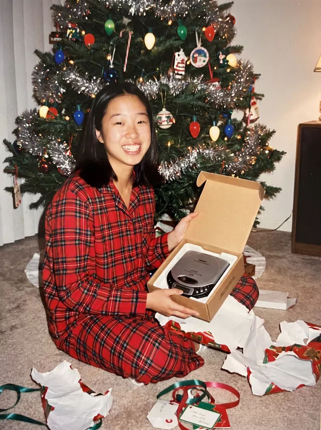 90s Christmas Morning — example result